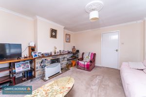 Living Area- click for photo gallery